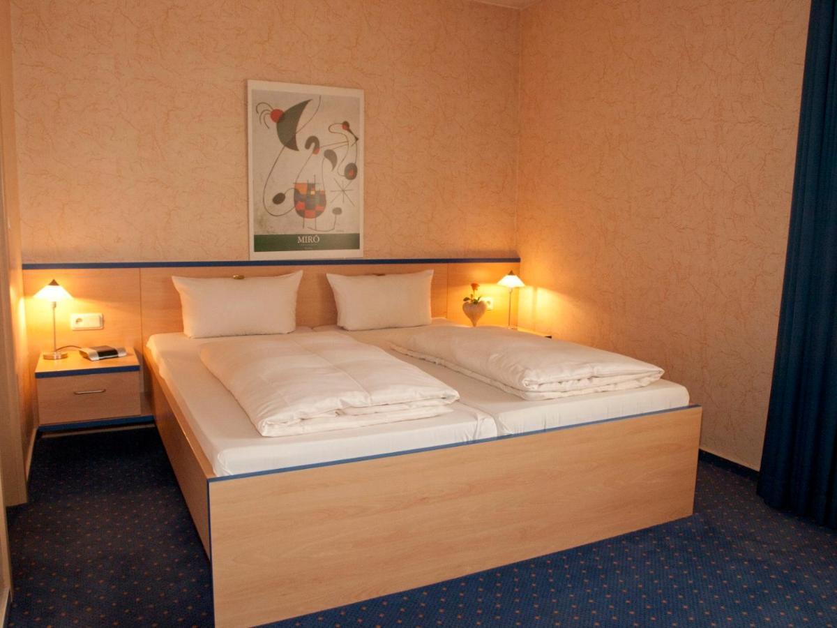 Hotel Chassalla Кассель Экстерьер фото